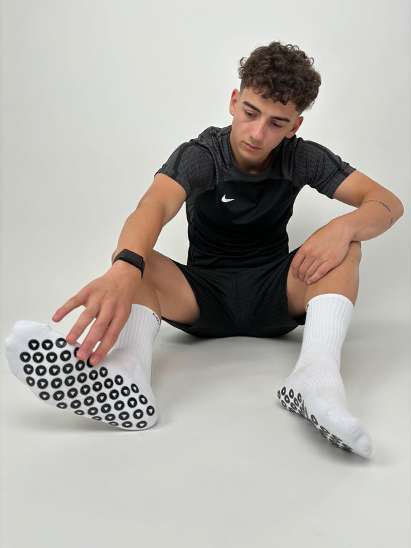 MM11Sports White Style Grip Socks