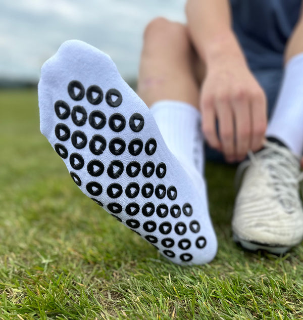 MM11Sports Grip Socks