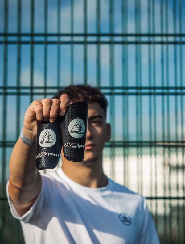 MM11Sports Light Weight Shin Pads