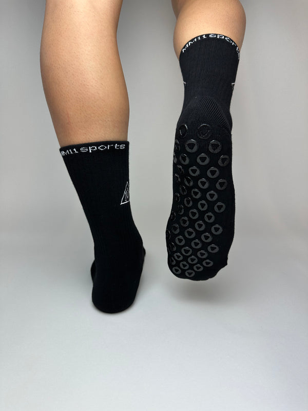MM11Sports Kids Grip Socks